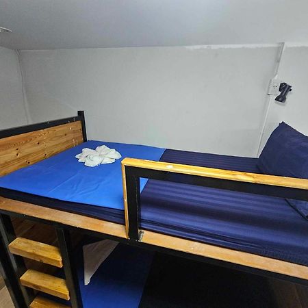 Eq Hostel Thong Sala Eksteriør billede