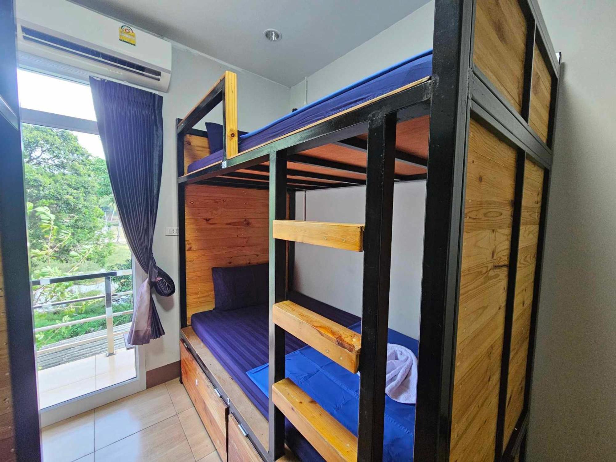 Eq Hostel Thong Sala Eksteriør billede